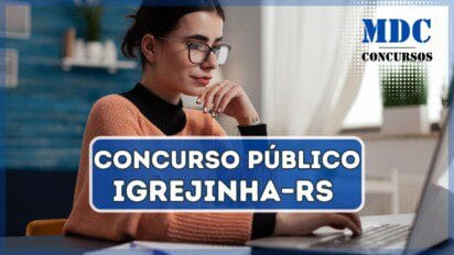 Mulher concentrada no trabalho em um notebook | Concurso em Igrejinha – RS oferece 88 vagas com remuneração de até R$ 16.025,27