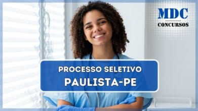 Processos Seletivos 7 A imagem mostra uma jovem profissional de saúde com um sorriso no rosto, vestindo um uniforme azul claro e luvas descartáveis. Ela tem um estetoscópio pendurado no pescoço e está de braços cruzados. Seu cabelo é cacheado e volumoso. O fundo da imagem é um ambiente clínico ou hospitalar, com paredes brancas e uma janela com persianas permitindo a entrada de luz natural. / Processo Seletivo Prefeitura de Paulista - PE oferece 37 vagas e salários de até R$6,9 mil