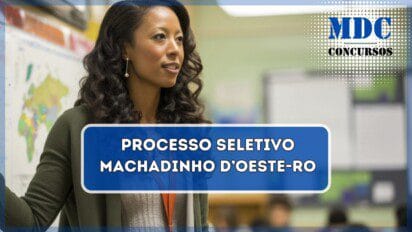 Retrato de professora ensinando na escola - Processo Seletivo em Machadinho D’Oeste - RO oferece 27 vagas e salários de até R$3.650,83