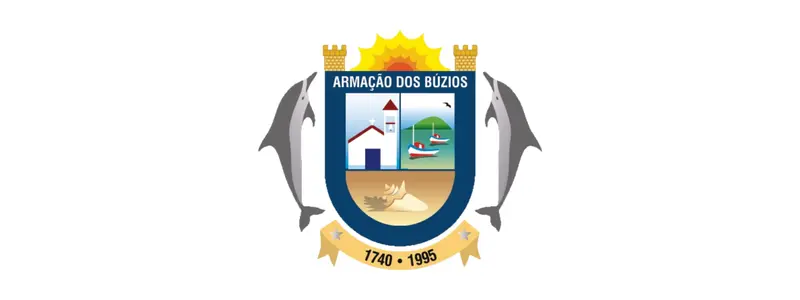 Brasão oficial de Armação dos Búzios com escudo central, paisagem costeira, sol, golfinhos nas laterais e faixa com a inscrição “1740 – 1995”.
