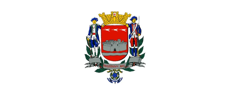 Brasão oficial de Guaratinguetá com escudo vermelho ao centro, castelo cinza, coroa mural dourada no topo, dois personagens históricos laterais e ramos decorativos na base