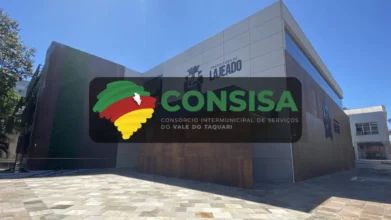 Concursos 4 prédio da Prefeitura de Lajeado com destaque para o CONSISA e sede do consórcio no Vale do Taquari