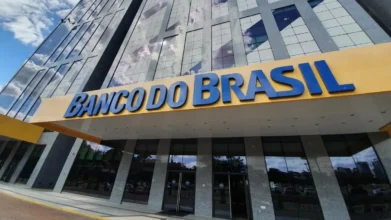 Concursos 5 Concurso Banco do Brasil 2026 com fachada da Sede do Banco do Brasil em prédio moderno