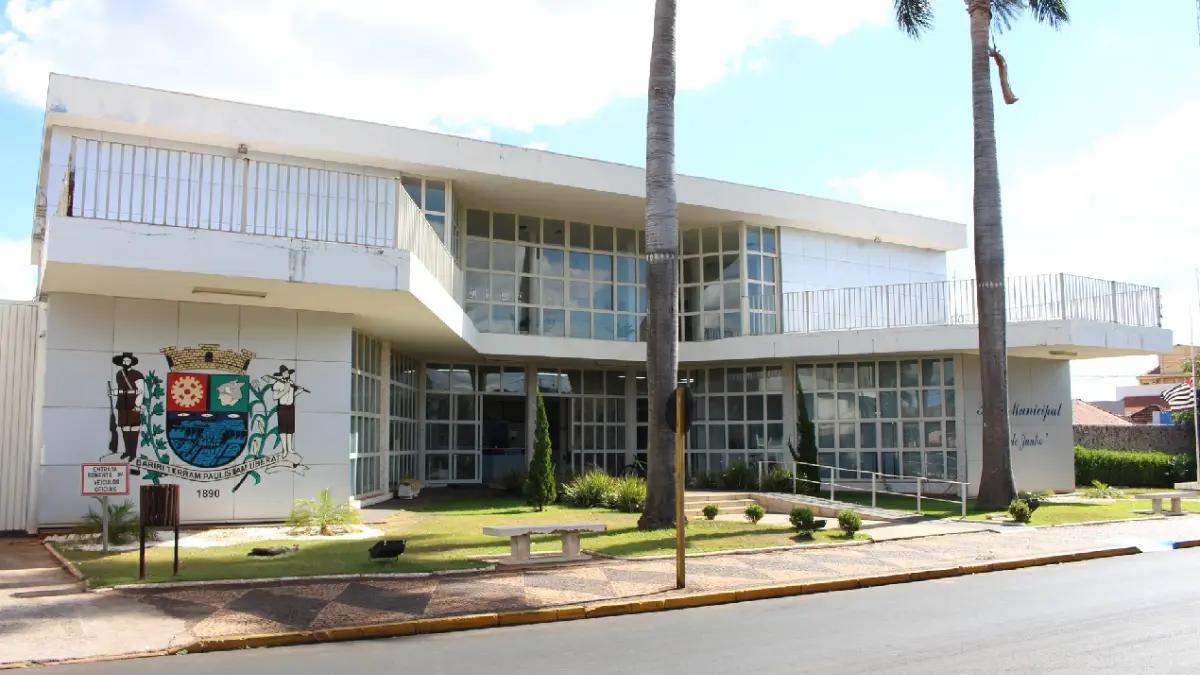 Concurso Bariri SP abre 26 vagas imediatas com salários de até R$ 19.593,52 1 Concurso Bariri SP