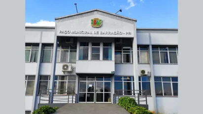 Sede da Prefeitura - Concurso Barracão PR