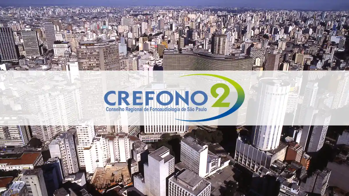 Concurso CREFONO 2 SP: 120 vagas com salários de até R$ 5.246,54; confira detalhes 1 Concurso CREFONO 2 SP com logo sobre imagem urbana da cidade de São Paulo