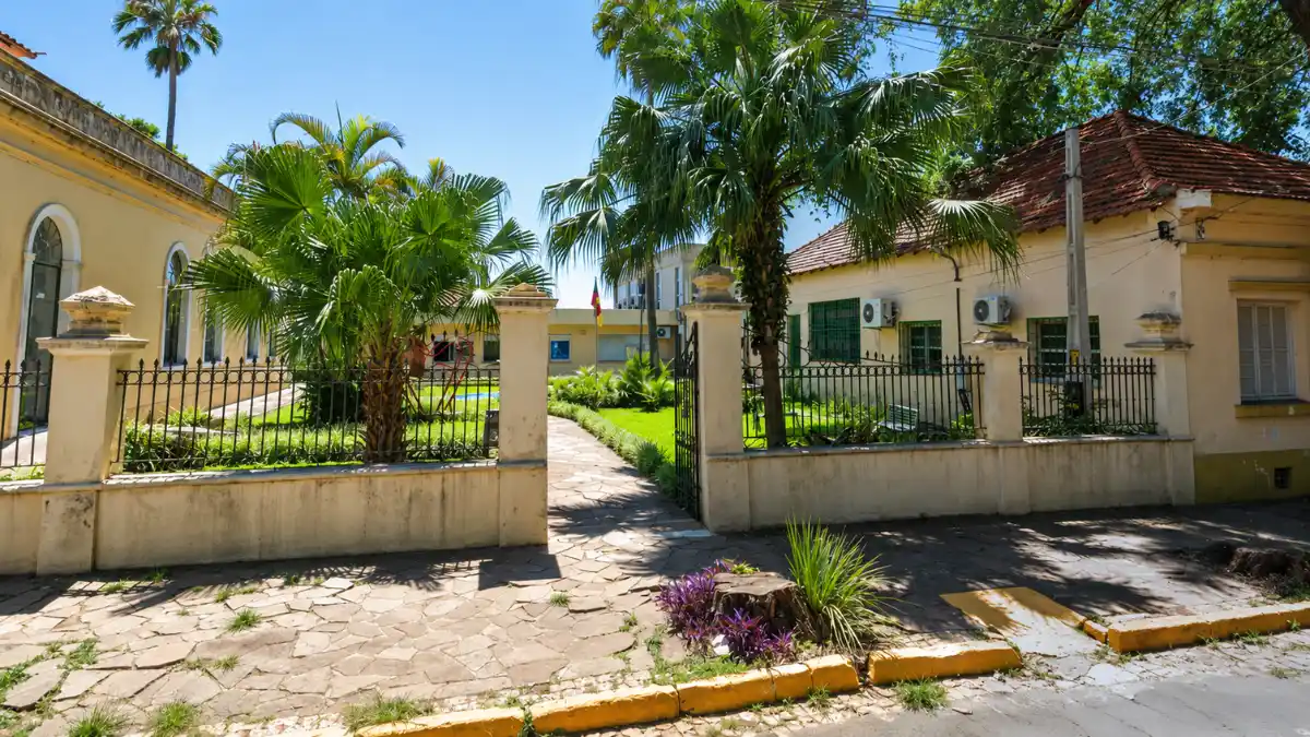 Concurso Cachoeira do Sul RS abre 49 vagas com salários de até R$ 19.535,28 1 Concurso Cachoeira do Sul RS