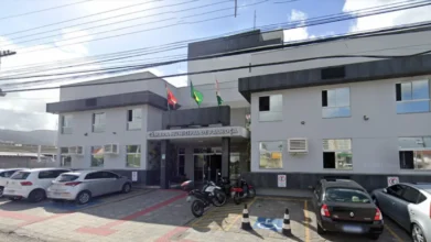 Fachada da Câmara Municipal de Palhoça SC, sede do concurso Câmara de Palhoça SC 2026