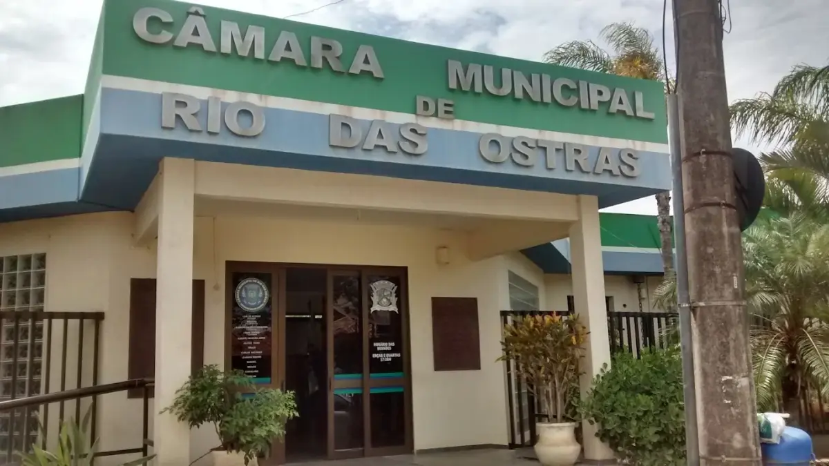 Fachada da sede do legislativo municipal onde ocorrerá o Concurso Câmara de Rio das Ostras RJ