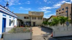 Fachada da sede do concurso Câmara de Saquarema RJ em dia ensolarado