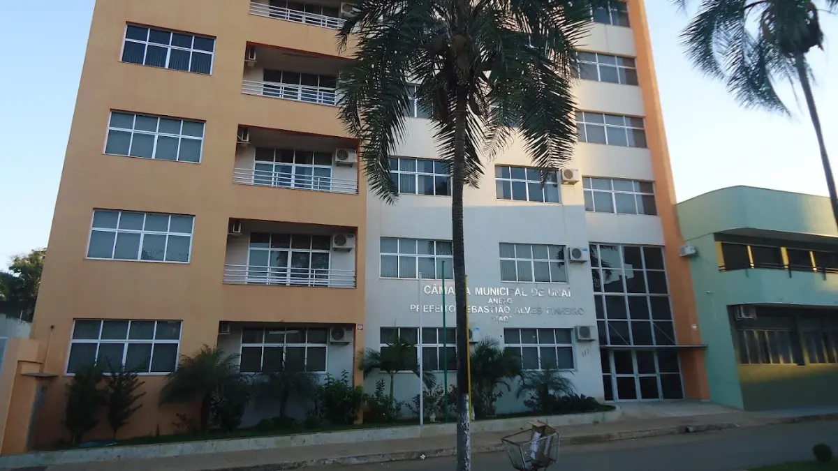 Concurso Câmara de Unaí MG oferece vagas com salário inicial de R$ 9.193,89 1 Concurso Câmara de Unaí MG