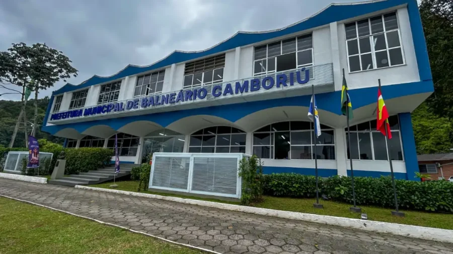 Concurso Camboriú SC com imagem da Prefeitura Municipal de Camboriú em Santa Catarina