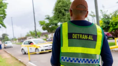 Concurso DETRAN AL 2026 com agente em fiscalização de trânsito
