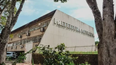 Fachada da Prefeitura Municipal de Franca SP, sede do concurso Franca SP com vagas para diversos cargos