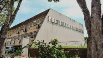 Fachada da Prefeitura Municipal de Franca SP, sede do concurso Franca SP com vagas para diversos cargos