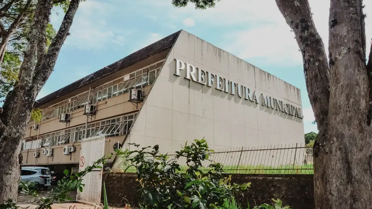 Fachada da Prefeitura Municipal de Franca SP, sede do concurso Franca SP com vagas para diversos cargos