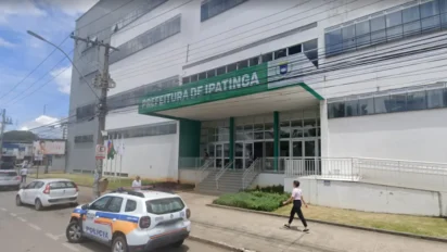 Concurso Ipatinga MG na Prefeitura de Ipatinga com fachada do prédio público