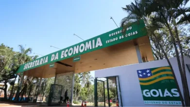 Fachada da Secretaria da Economia do Estado de Goiás, órgão responsável pelo concurso SEFAZ GO 2025