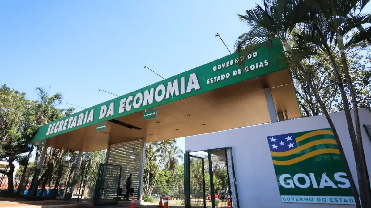 Fachada da Secretaria da Economia do Estado de Goiás, órgão responsável pelo concurso SEFAZ GO 2025