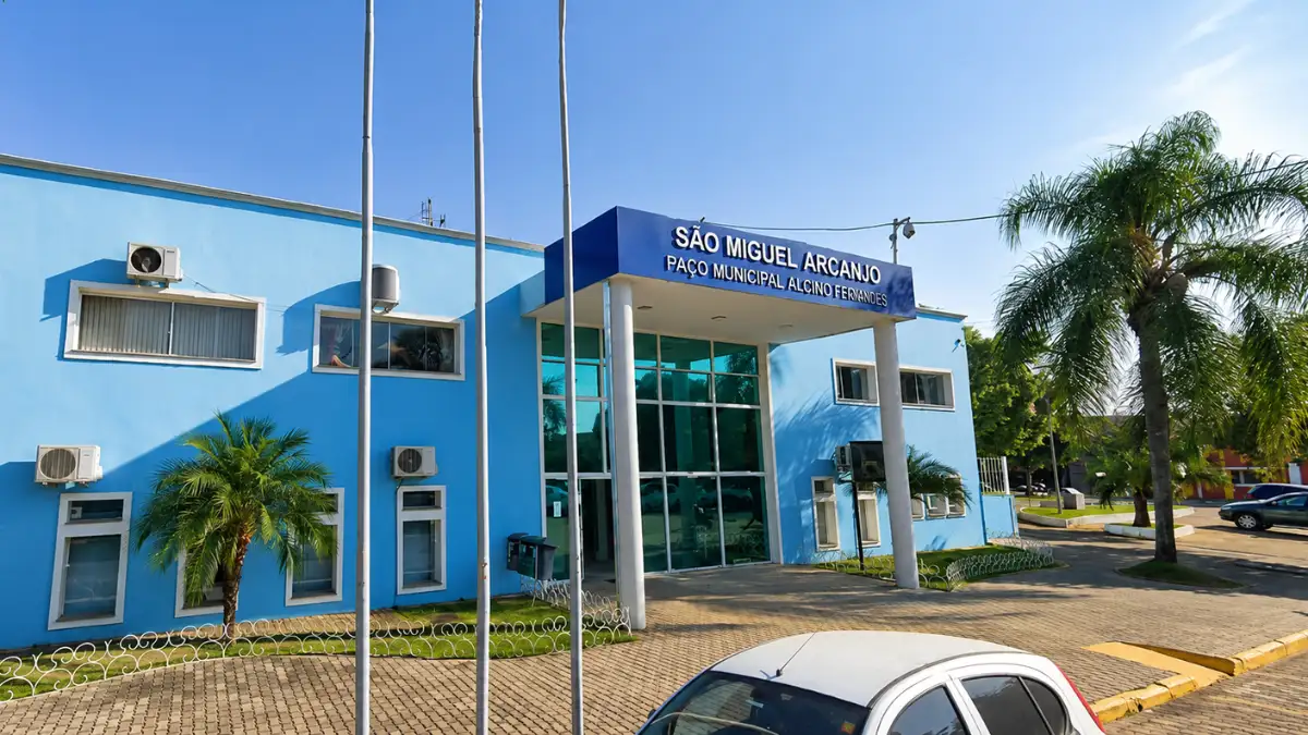 Fachada do Paço Municipal de São Miguel Arcanjo SP, sede da prefeitura que abre concurso São Miguel Arcanjo SP 2026