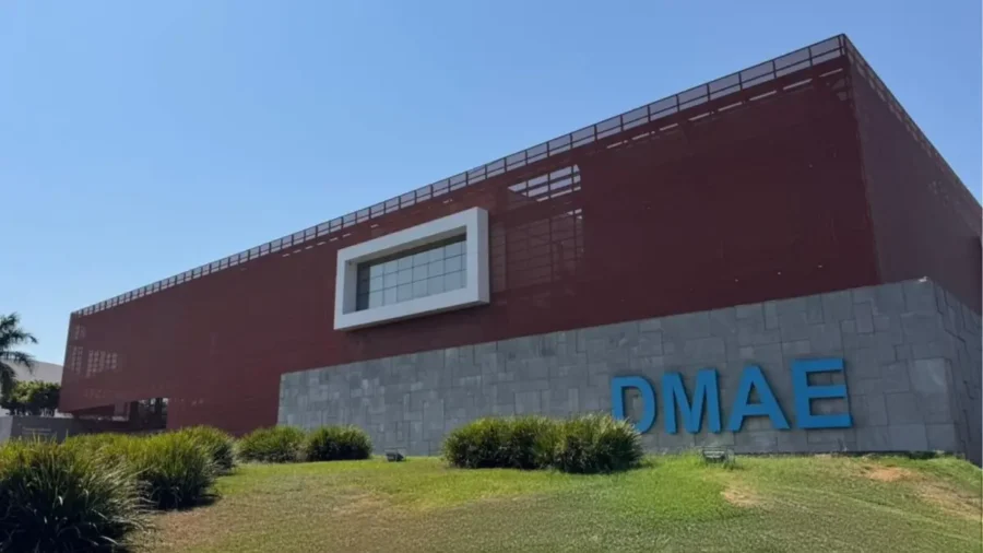 Fachada do edifício sede do DMAE - Concurso DMAE Uberlândia MG