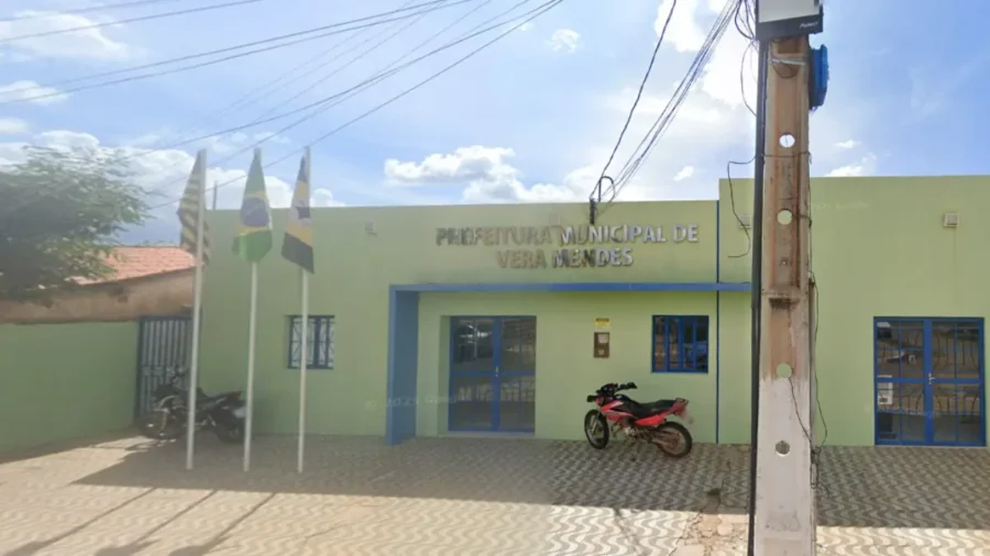 Fachada da Prefeitura Municipal de Vera Mendes, no Piauí, sede do concurso Vera Mendes PI com 52 vagas