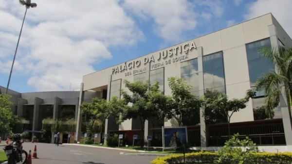 Estágio TJMT: Tribunal de Justiça do MT abre vagas para estagiários com bolsas até R$ 1.621,80 2 Estágio TJMT Tribunal de Justiça do MT