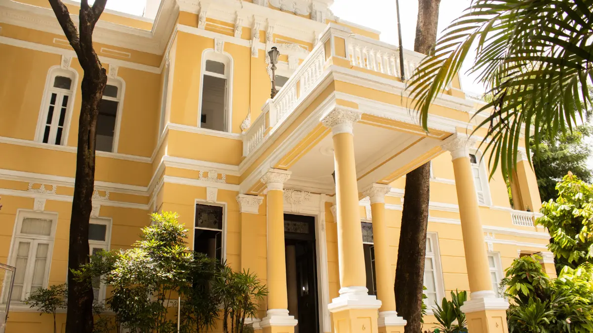 Edital REDA: FUNCEB abre processo seletivo com 6 vagas imediatas