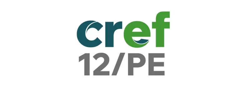 CREF12/PE abre concurso com salário inicial de R$ 6.653,01 1 Logo do CREF12/PE com a palavra "cref" em azul e verde acima da inscrição "12/PE" em cinza.