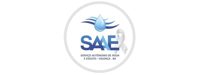 Seleção REDA do SAAE Valença abre 37 vagas de até R$ 3,4 mil 1 Logotipo do SAAE Valença-BA com gota d’água azul e ondas, acompanhado de um laço branco à direita.