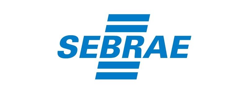 Sebrae BA abre processo seletivo com salário de R$ 6 mil 1 Logo do Sebrae em azul, com o nome "SEBRAE" em letras maiúsculas acompanhado de três linhas horizontais paralelas acima, ao centro e abaixo do texto.