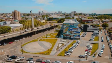 Vista aérea do centro de Anápolis (GO), cidade que abre processo seletivo Anápolis GO na área da saúde
