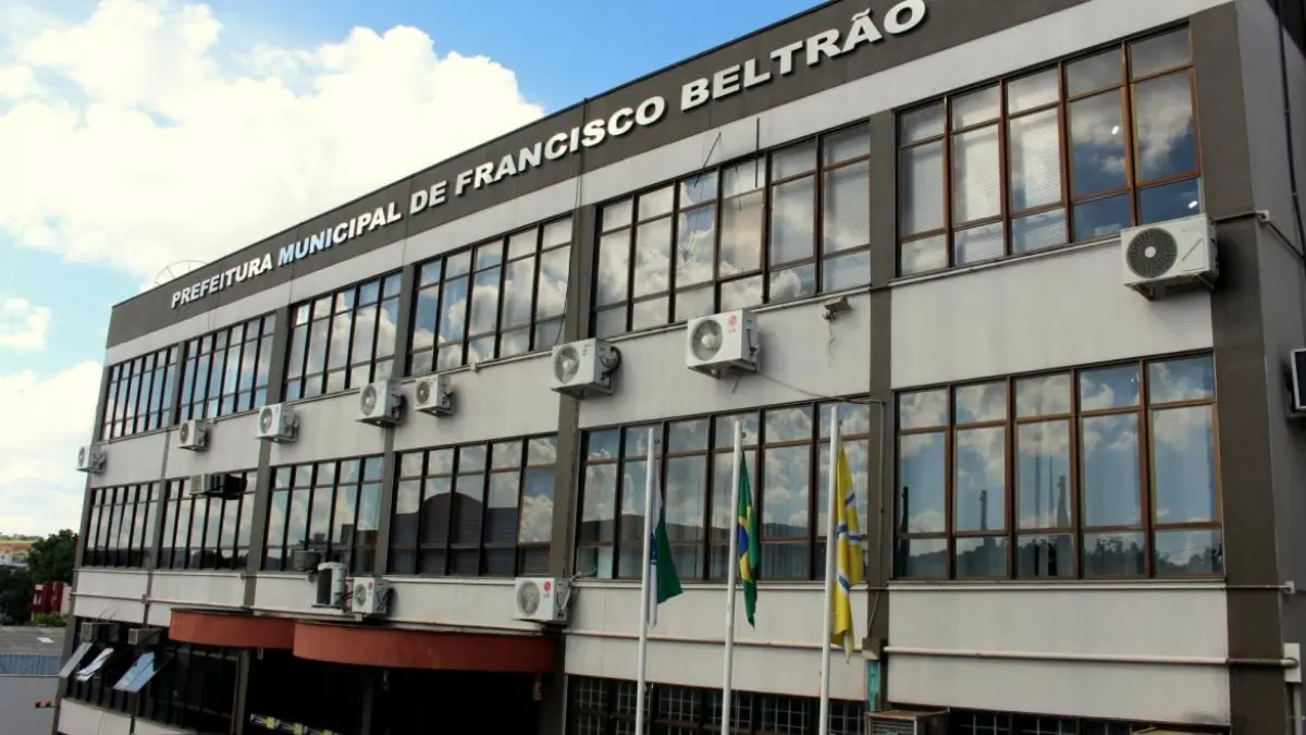 Processo seletivo Francisco Beltrão PR na sede da Prefeitura Municipal de Francisco Beltrão