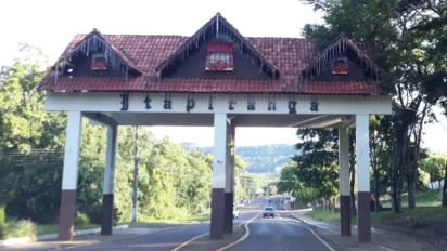 Pórtico de entrada de Itapiranga SC, sede do processo seletivo Itapiranga SC