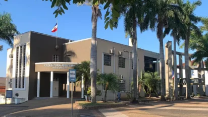 Fachada da Prefeitura Municipal de Monte Aprazível, sede do processo seletivo Monte Aprazível SP com vagas para Educador Social