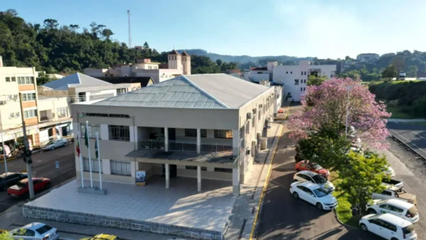 Processo Seletivo TangarƔ SC abre 7 vagas imediatas com salƔrios atƩ R$ 5.191,15 2 Processo Seletivo TangarƔ SC