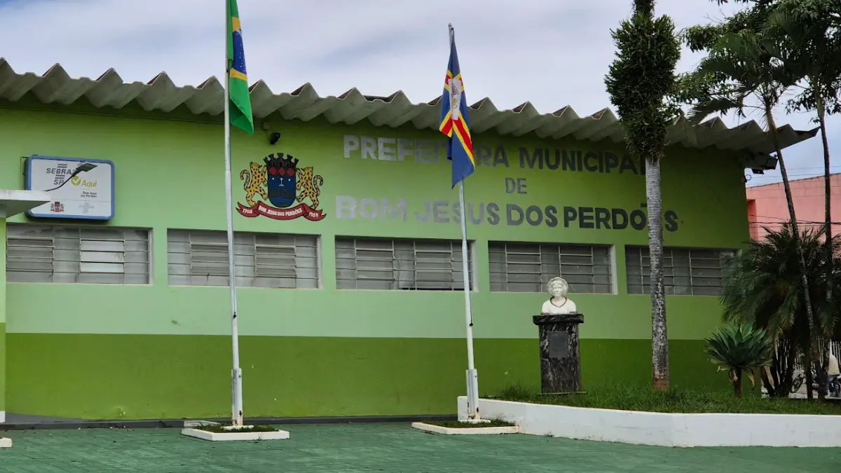Fachada da Prefeitura Municipal de Bom Jesus dos Perdões SP, sede do processo seletivo Bom Jesus dos Perdões SP