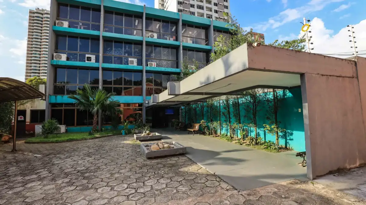 Processo seletivo EGPA 2026 abre 19 vagas no Pará com salários de até R$ 3.752; veja detalhes 1 Processo seletivo EGPA 2026 com fachada da Escola de Governança Pública do Estado do Pará