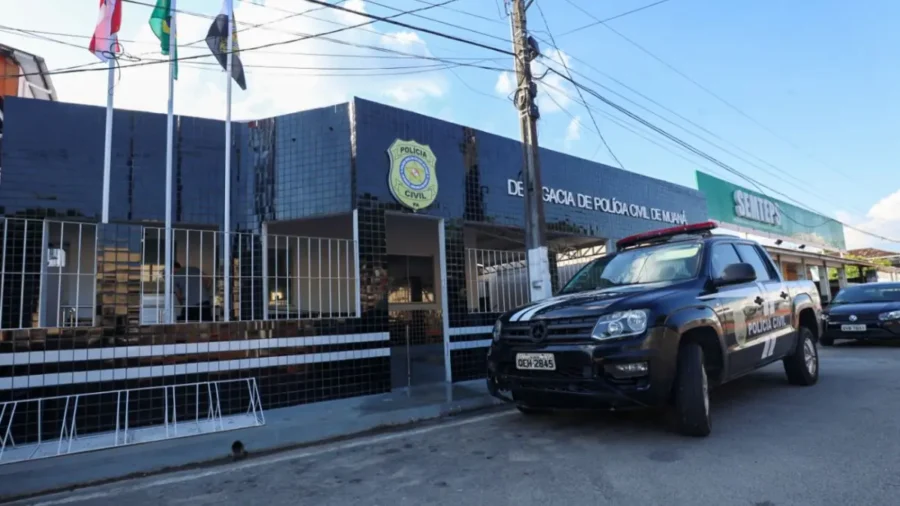Fachada de delegacia da Polícia Civil do Pará com viatura estacionada em frente, referente ao processo seletivo PCPA