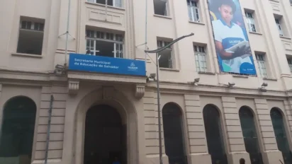 REDA SMED Salvador na fachada da Secretaria Municipal da Educação em prédio histórico na capital baiana