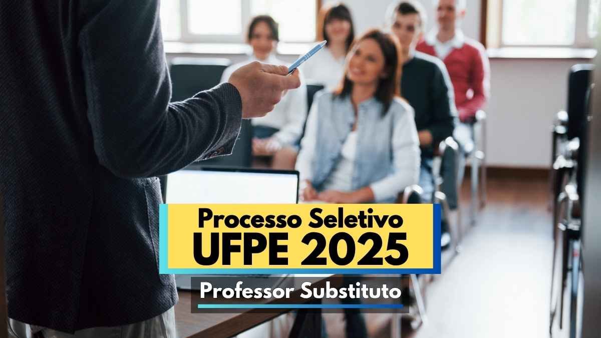 UFPE abre seletivo com 75 vagas de Professor Substituto 1 Imagem mostra o ambiente iluminado de uma sala de aula universitária com janelas ao fundo. Em primeiro plano, desfocado, aparece o braço de um palestrante segurando uma caneta azul enquanto se dirige a um pequeno grupo de adultos sentados em cadeiras de braço. Os estudantes, vestidos de modo casual, escutam atentos e sorriem, sugerindo clima participativo. Sobre a cena há um retângulo amarelo com borda azul contendo o texto “Processo Seletivo UFPE 2025” em letras grandes e pretas, além de uma faixa cinza que destaca “Professor Substituto”.